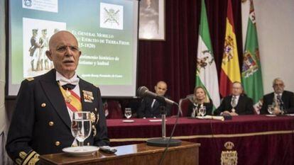 El general de brigada Agustín Rosety Fernández de Castro, a la izquierda.