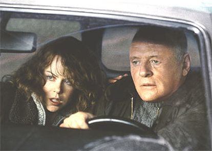 Nicole Kidman y Anthony Hopkins, en <i>La mancha humana</i>.