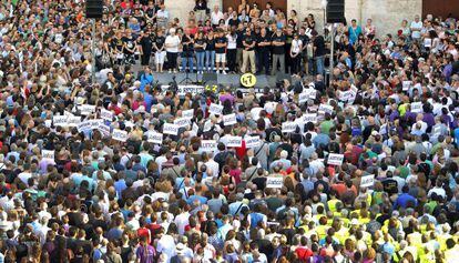Concentraci&oacute;n en solidaridad con los familiares y las v&iacute;ctimas del metro celebrada en Valencia el pasado 3 de agosto.