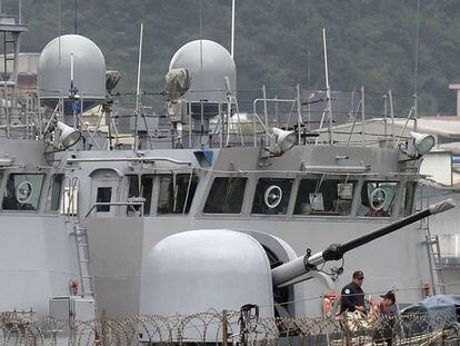 Soldados en una base naval del norte de Taiwán en alerta, este miércoles.