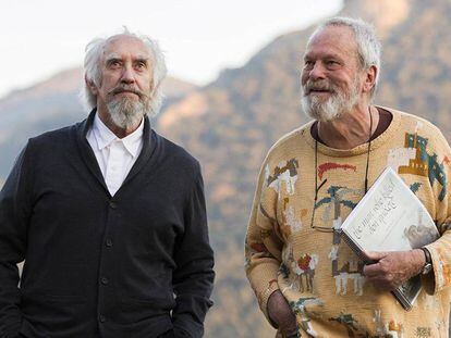 Terry Gilliam y Jonathan Pryce en el rodaje de ‘El hombre que mató a Don Quijote’ (2018).