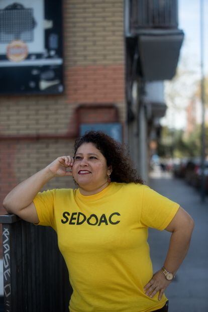 Carolina Elías, presidenta de SEDOAC, asociación que defiende los derechos de las empleadas de hogar.