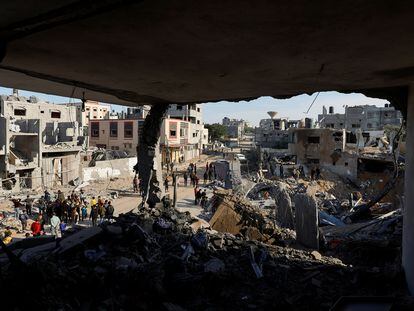 Edificios destruidos en Rafah, en el sur de la franja de Gaza, este lunes.