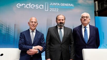 Francesco Starace, consejero delegado de Enel; Juan Sánchez-Calero, presidente de Endesa y José Bogas, CEO de Endesa.