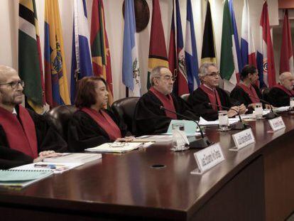 Jueces de la Corte Interamericana en la sesi&oacute;n sobre Costa Rica en 2012. / J. A. (EFE)