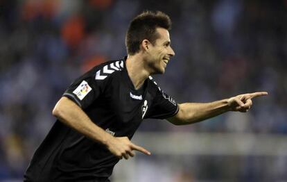 Manu del Moral celebra su gol al Espanyol.