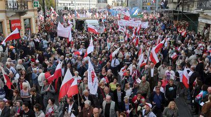 Protesta en Varsovia el pasado 29 de septiembre bajo el lema "Despierta Polonia"