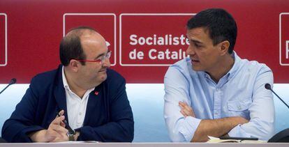 El primer secretari del PSC, Miquel Iceta, i el secretari general del PSOE, Pedro Sánchez, aquest divendres.