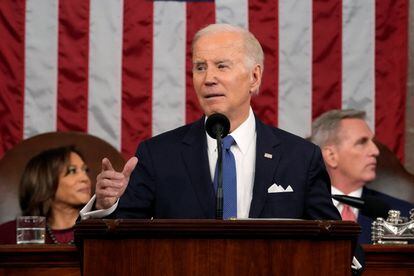El presidente Joe Biden pronuncia el discurso sobre el Estado de la Unión ante el Congreso, en el Capitolio de Estados Unidos, este martes, en Washington.