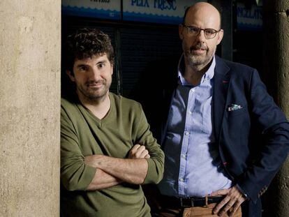 Marc Artigau (izq.) y Jordi Basté, a la Boqueria.