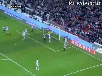 El Athletic aprovecha la jugada final para batir a un buen Osasuna. <strong><a href="http://www.elpais.com/buscar/liga-bbva/videos">Vídeos de la Liga BBVA</a></strong>