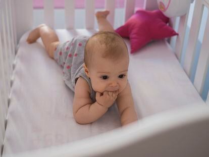 ¿Por qué mi bebé no duerme? Claves para entender la pregunta que se hacen muchos padres y madres 