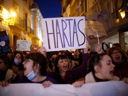Manifestación en Sevilla el 8 de marzo de 2022 por el día internacional de la mujer.