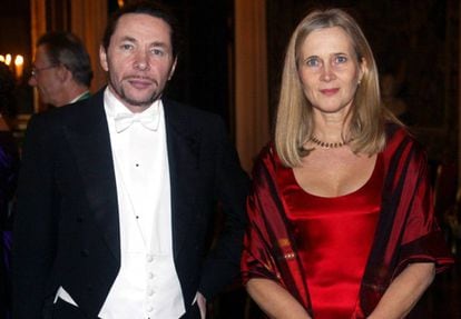 La académica Katarina Frostenson y su marido, el fotógrafo y dramatugo francés Jean Claude Arnault, acusado de abusos por 18 mujeres.