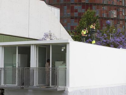 Exposició de l'Ajuntament de Barcelona de pisos pilot construïts en contenidors.