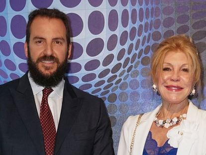 Carmen Cervera y su hijo, Borja Thyssen, en el museo Thyssen-Bornemisza de Madrid en 2018.