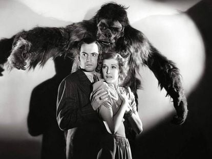 Fotograma de 'El gorila', con Edward Norris y Anita Louise.