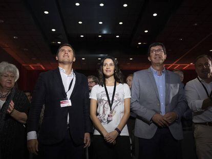 Albert Rivera, Inés Arrimadas y Juan Marín durante la convención España Ciudadana celebrada en Sevilla.