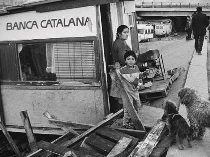 Barraca d'un campament gitano al sector del riu Sec, a Ripollet, el 1991.