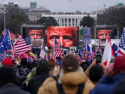 Mitin de Trump ante la Casa Blanca el 6 de enero de 2021, que desembocó en el asalto al Capitolio.