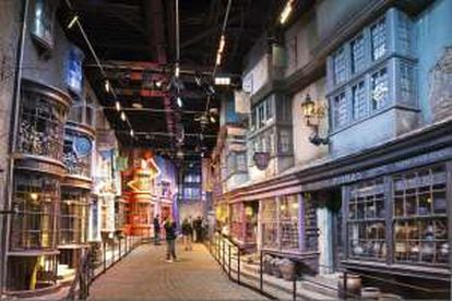El set de rodaje del callejón Diagon en los estudios de Harry Potter de Londres.