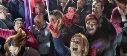 Partidarios de Syriza celebran la victoria electoral.