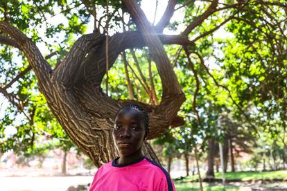 Aisha Kunta, 18 years old, a young Gambian woman who arrived in El Hierro in a canoe.