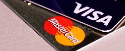 Tarjetas de MasterCard y VISA credit.