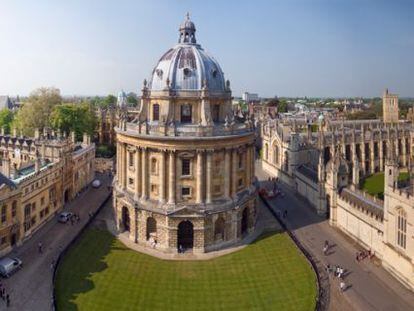 Panorámica del campus principal de la Universidad de Oxford.