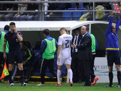 Denis Cheryshev es sustituido por Rafa Benítez nada más empezar la segunda parte del Cádiz-Real Madrid.