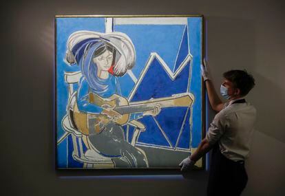 'Paloma à la guitare', by Françoise Gilot, exhibited at Sotheby's auction house in London, in May 2021.