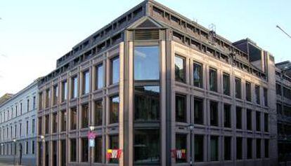 Sede del Banco de Noruega que gestiona el Norges Bank en Oslo