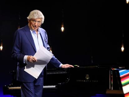 El músico Manuel Alejandro durante el concierto que ofreció el domingo 3 de abril en el Teatro Real de Madrid.