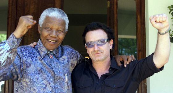 Mandela y Bono en 2002.