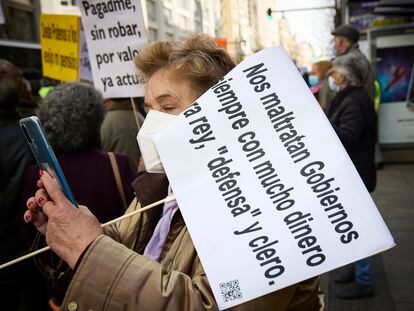 Protesta de pensionistas, el pasado febrero en Madrid.