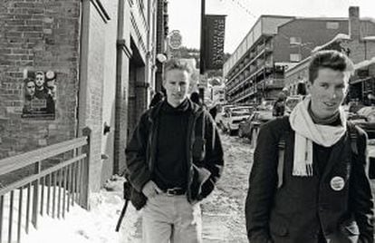Wes Anderson (a la derecha) junto con Owen Wilson en el Festival de Sundance en 1993, donde presentaron 'Bottle rocket' (Ladrón que roba a ladrón).