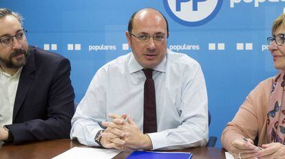 El presidente de Murcia, Pedro Antonio Sánchez, este lunes en la sede del PP en Murcia.