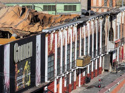 Vista aérea de las discotecas Golden, Teatre y La Fonda de Murcia, tras el incendio en el que fallecieron 13 personas.