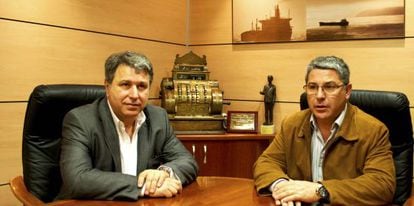 Josep Maria Torrens (a la izquierda) con su hermano Pere, en una entrevista en &#039;Negocios&#039;.