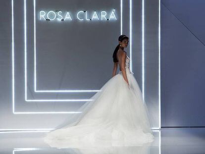 Vestit de Rosa Clará al Barcelona Bridal Fashion Week de 2016.