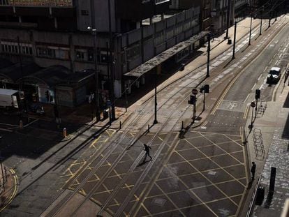 Una de las fotografías del año de AFP 2020 muestra las calles de Manchester vacías, el pasado 2 de abril de 2020. 