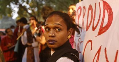 Protesta en Nueva Delhi contra la decisión del Supremo indio de mantener el delito de homosexualidad en el Código Penal.