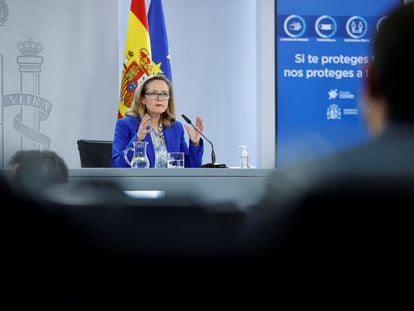 Nadia Calviño, vicepresidenta de Asuntos Económicos, el 12 de marzo en la rueda de prensa posterior al Consejo de Ministros en el que se aprobó el plan de ayudas a empresas.