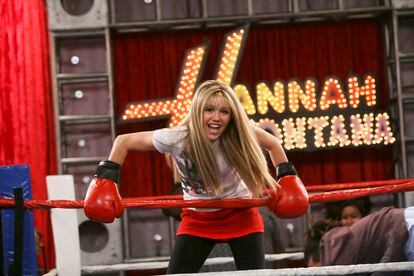 Miley Cyrus durante el rodaje de Hannah Montana, en 2006. 