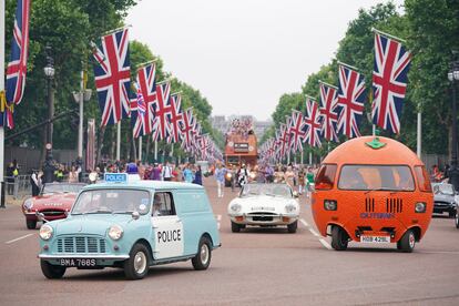 Participantes del desfile por el Jubileo de Platino de Isabel II, en Londres.