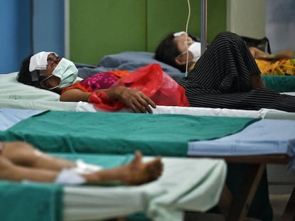 Heridos en el Hospital Sop Moei (Mae Hong Son, Tailandia) que huyeron de ataques aéreos en Myanmar en noviembre de 2022.