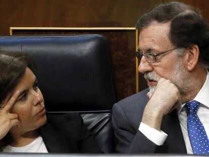 Soraya Sáenz de Santamaría i Mariano Rajoy.