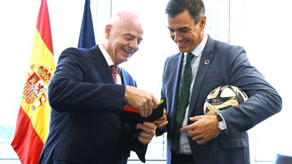 Pedro Sánchez y Giovanni Infantino, en una imagen del 20 de septiembre de la cuenta de X (antes Twitter) del presidente del Gobierno.