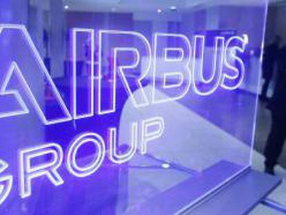 Letrero luminoso del grupo Airbu