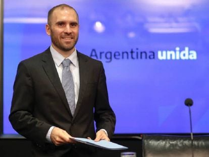 El ministro de Economía de Argentina, Martín Guzmán, durante una rueda de prensa en Buenos Aires. 